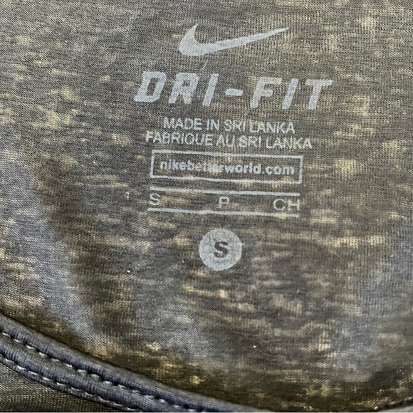 Nike Dri Fit Black Muscle Tank Small Sleeveless Shirt Burnout - Picture 8 of 9